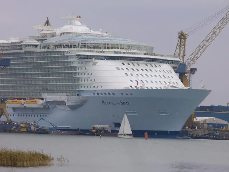 The Biggest Cruise Ship, Idioms and Phrases, Idioms, Phrases